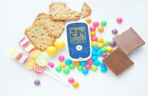 視覚を脅かす糖尿病：白内障の原因とその予防